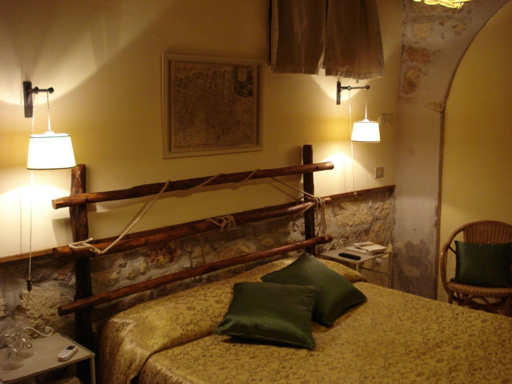הוילה טרקיניה Casale Dinelli חדר תמונה