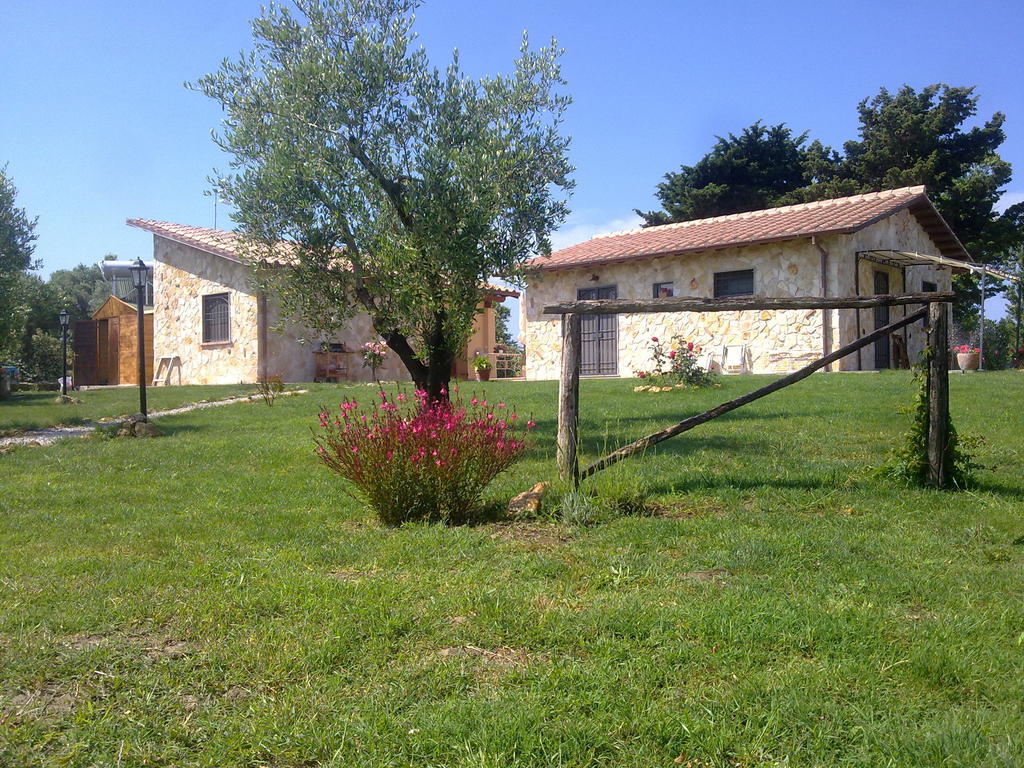 הוילה טרקיניה Casale Dinelli מראה חיצוני תמונה